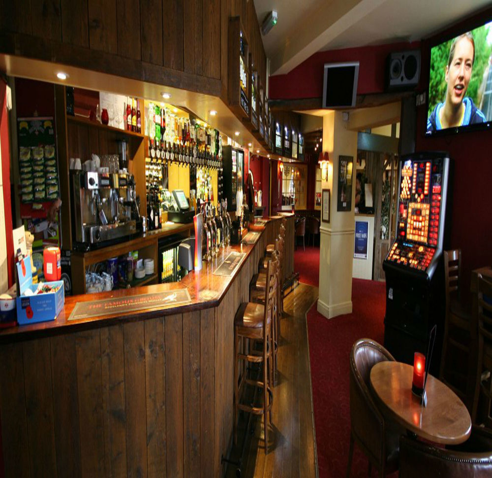 Hotel The White Hart à Swindon Extérieur photo